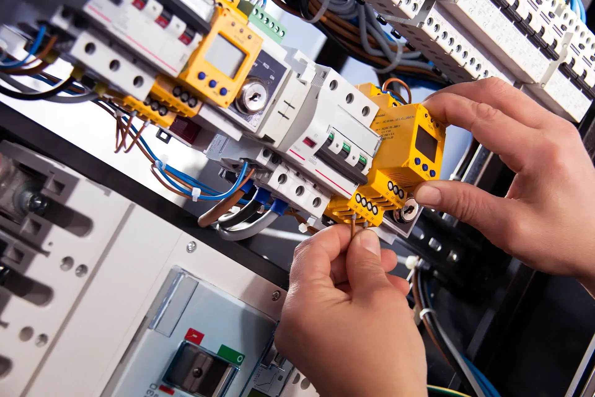 Certified electricians in Blackheath